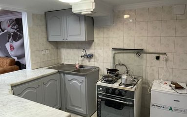 اجاره روزانه آپارتمان یک خوابه سامان 1 - نارمک تهران، علی مبشری