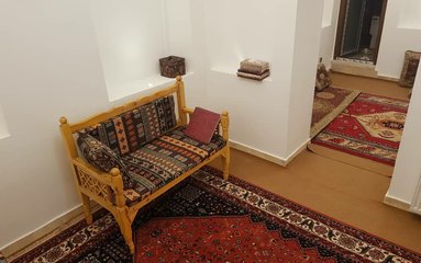 اجاره ویلا سه خوابه حنا 17 یزد، نجمه دهشیری زاده