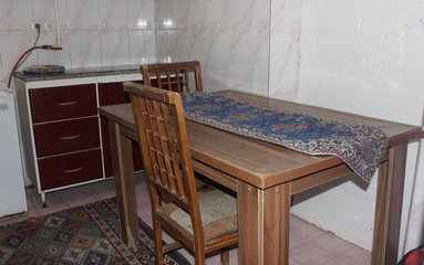 اجاره ویلا سه خوابه انوری 1 یزد، کاظم انوری