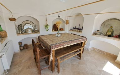 اجاره بوم گردی کیجا - واحد ۱ یزد، مهدیه هاشمیان