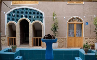 اقامتگاه سنتی سرای کاشیان ما - واحد ماهتاب، رضا کاشیان