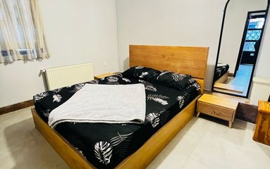 اجاره ویلا دوخوابه استخردار آبگرم باغ رویال 1 شیراز، رضا جانثار