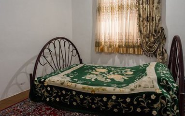 فاصله تا دریا 25کیلومتر ،تا مرکز شهر 4 کیلومتر می باشد .
مراکز دیدنی نزدیک به این ویلا پایتخت جنگل ایران( واز )می باشد .
ییلاقات ، دریاچه علیمالات ،آبگرم لاویچ و پارک جنگلی کشپل نزدیک ویلا می باشد .