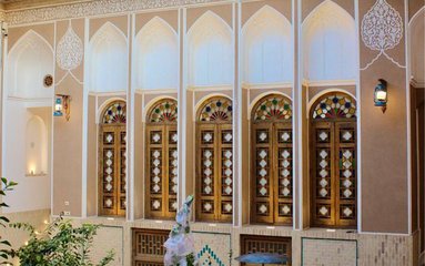 اجاره بوم گردی عزیز خان - واحد نقل یزد، مهدی ابویی
