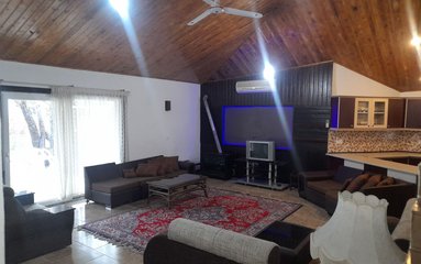 اجاره ویلا سه خوابه استخردار آبگرم سیکاس نوشهر، مهدی درویش
