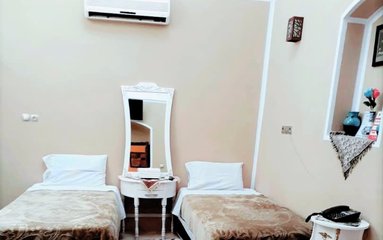 اجاره بوم گردی نقره یزد - اتاق102 یزد، یزد