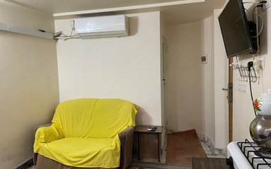 اجاره سوئیت فلت صدف ۴ رشت، رضا محمدنیا
