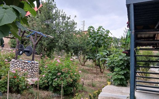 اجاره اقامتگاه سنتی گل باغ باران - واحد یک خوابه گل رز