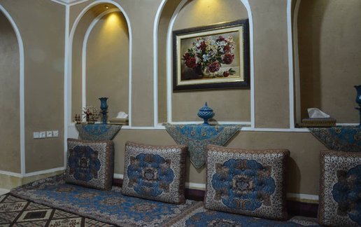 رزرو بوم گردی تاج الملوک - واحد سوسن