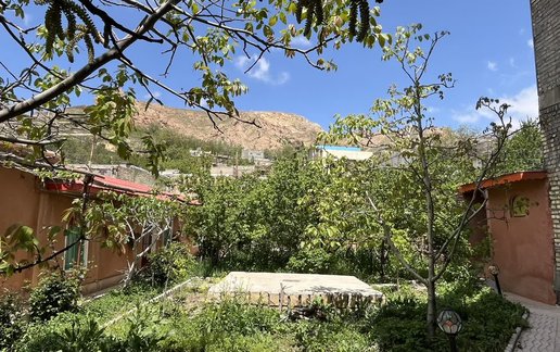 رزرو ویلا دوخوابه سنتی باغ بهشت روئین