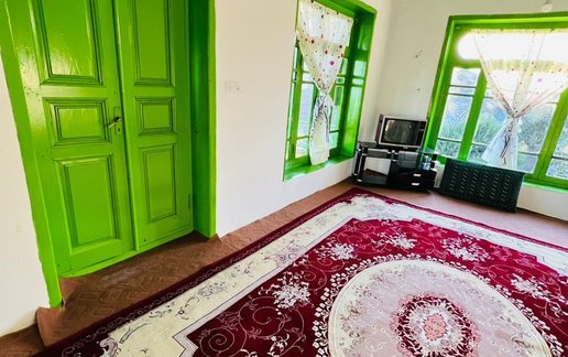 رزرو اقامتگاه سنتی فلت هنری بالا خانه