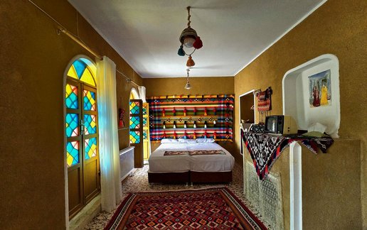 رزرو بوم گردی خونه ایوونی - واحد سه دری