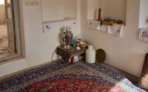 اجاره بوم گردی رَف - اتاق اصلی