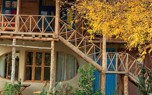 رزرو بوم گردی آوش - کلبه کاج اتاق شید