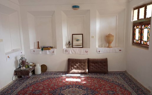 اجاره بوم گردی رَف - اتاق اصلی
