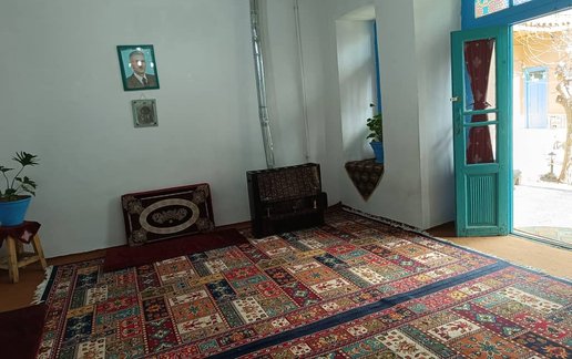 رزرو بوم گردی خانه دوستیی - واحد جواهر