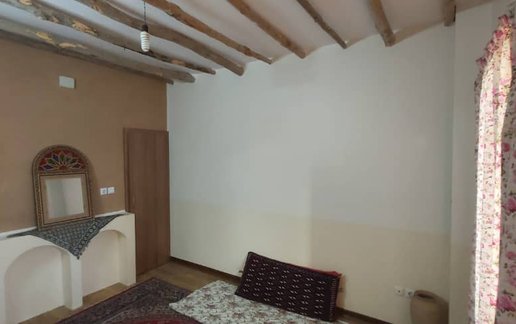 رزرو ویلا دوخوابه عمارت راز