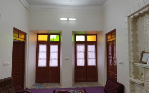 رزرو اقامتگاه سنتی حاج نخعی - واحد پدربزرگ