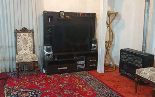 رزرو ویلا یک خوابه باغ درمیان