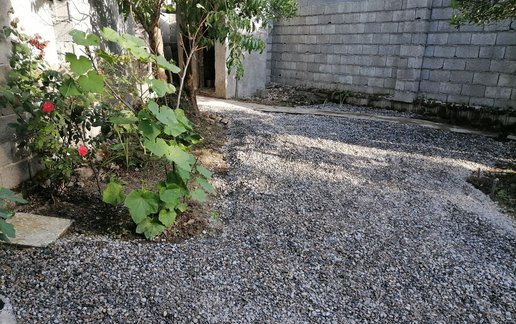 رزرو کلبه دوخوابه سنتی گل سرخ
