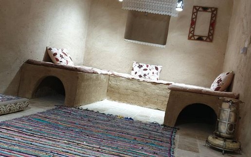 رزرو بوم گردی قلعه تاریخی کریم خان - واحد بی بی ناز 11