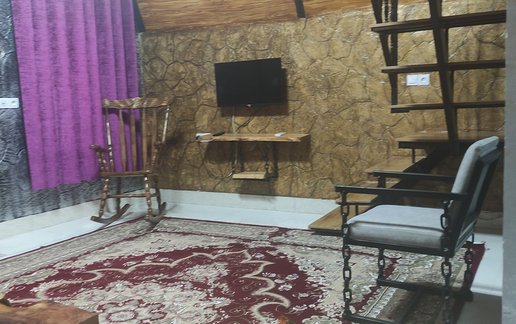 بوم گردی آبشار - واحد سوئیسی 1