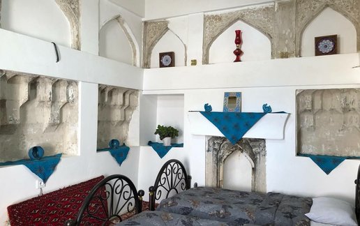 رزرو اقامتگاه سنتی عمارت اجلال - واحد یاد