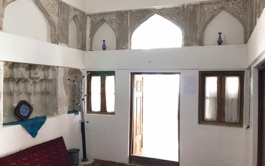 رزرو اقامتگاه سنتی عمارت اجلال - واحد یاد