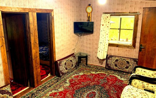 اجاره کلبه دوخوابه جنگلی چوبی زرین دشت
