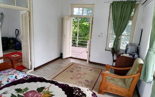 رزرو کلبه دوخوابه سنتی گل سرخ
