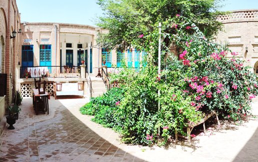 اجاره اقامتگاه سنتی عمارت پدری جامعی - واحد تو مین حوش ۵