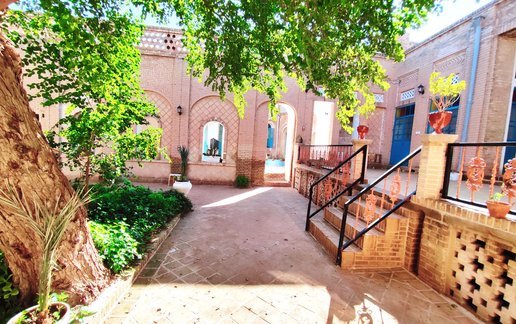 اجاره اقامتگاه سنتی عمارت پدری جامعی - واحد تو مین حوش ۵