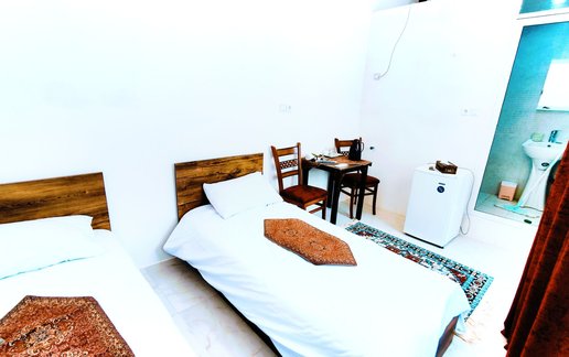 رزرو اقامتگاه سنتی عمارت پدری جامعی - اتاق تو بابو ۴