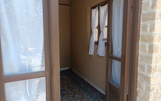بوم گردی گیناش - واحد نیلوفر