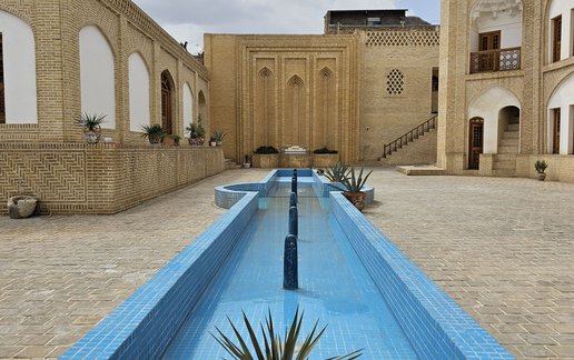 رزرو بوم گردی عمارت حاکم 1 - واحد گوهربانو