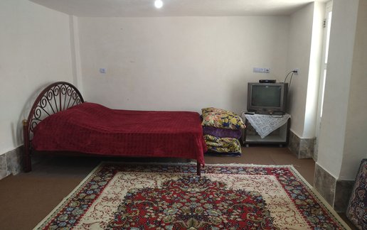 رزرو سوئیت فلت همیشه بهار