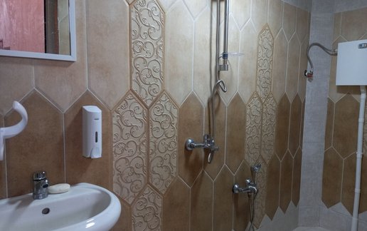 اجاره کلبه فلت چوبی تونل جنگلی