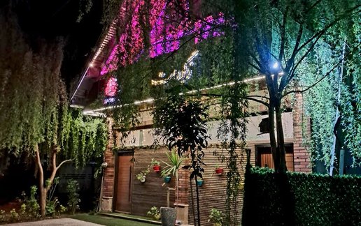 اجاره کلبه فلت چوبی تونل جنگلی