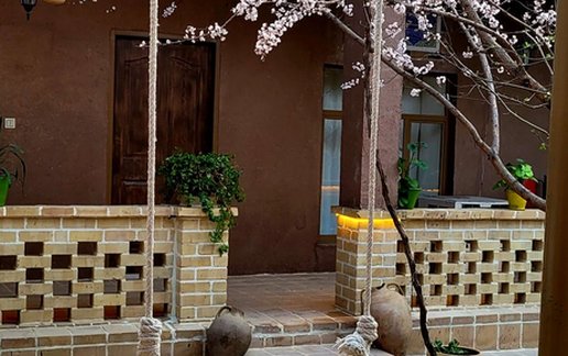 اجاره بوم گردی عمه خورشید - واحد توران