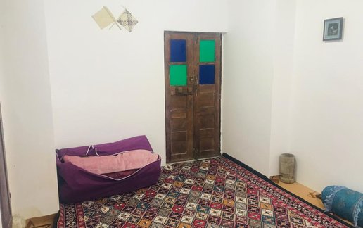 اجاره بوم گردی سرای بابا حاجی - واحد طباخ