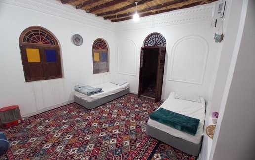 اجاره بوم گردی سرای بابا حاجی - واحد مجلسی