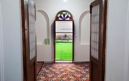 اجاره بوم گردی سرای بابا حاجی - واحد مجلسی