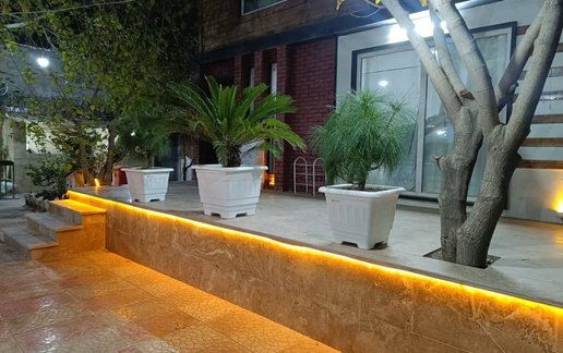 رزرو ویلا یک خوابه استخردار آبگرم باغ هفت چنار