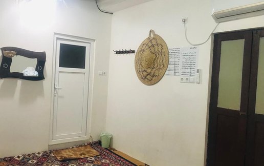 اجاره بوم گردی سرای بابا حاجی - واحد طباخ