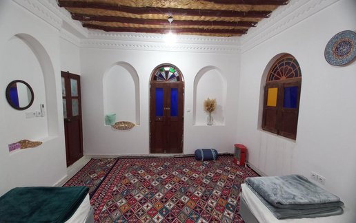 اجاره بوم گردی سرای بابا حاجی - واحد مجلسی