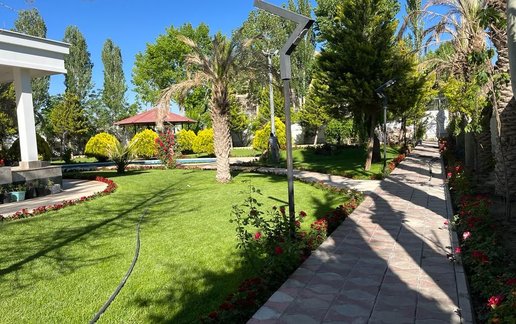 رزرو ویلا چهارخوابه استخردار آبگرم نگارستان