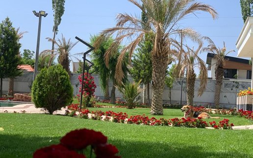 رزرو ویلا چهارخوابه استخردار آبگرم نگارستان