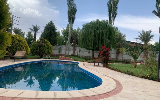 رزرو ویلا چهارخوابه استخردار آبگرم نگارستان