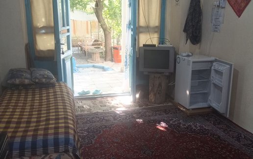 رزرو بوم گردی سرای کربلایی فریدون - واحد دلنشین ۲