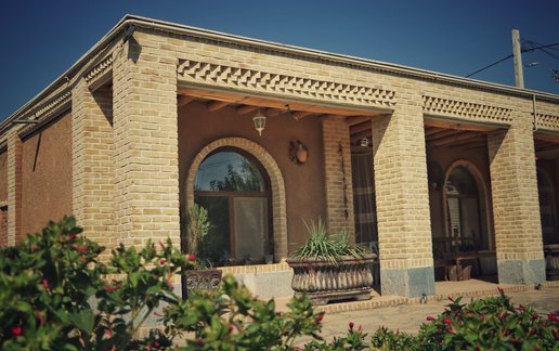 رزرو بوم گردی قنات ابراهیم آباد - واحد خونه عروس